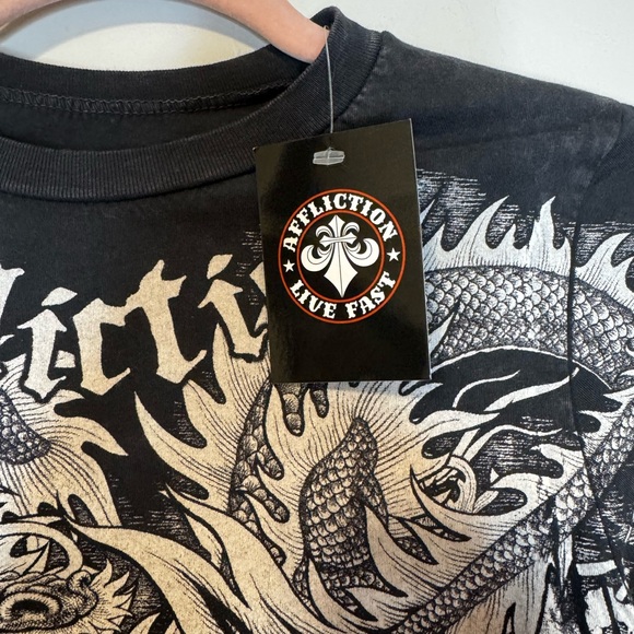 Affliction Black Graphic T-Shirt dragon baby tee cropped size small - Picture 2 of 5